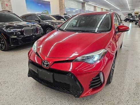 Used 2018 Toyota Corolla SE FWD image 1