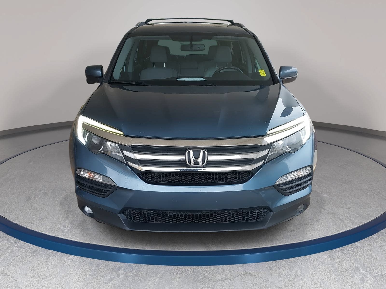 Used 2017 Honda Pilot EX-L image 2