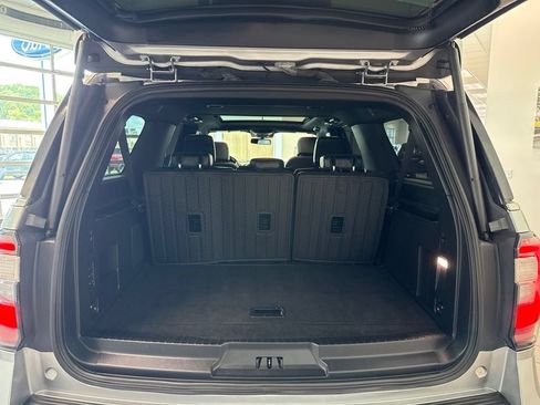 Used 2021 Ford Expedition Max Limited AWD/4WD image 14