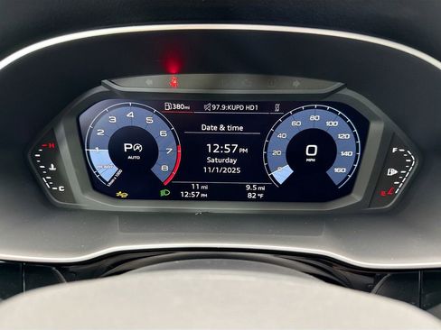 New 2025 Audi Q3 2.0T Premium image 32