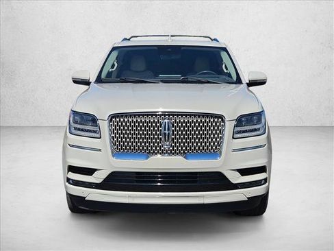 Used 2021 Lincoln Navigator L Reserve AWD/4WD image 2