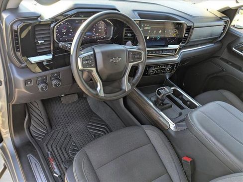 Certified 2024 Chevrolet Silverado 1500 LT Trail Boss w/ LPO, Dark Essentials Package image 9