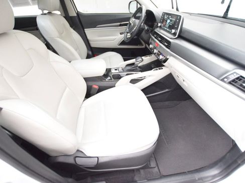 Used 2021 Kia Telluride S image 16