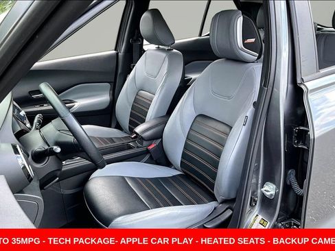 Used 2023 Nissan Kicks SR w/ SR Premium Package FWD image 20