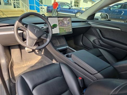 Used 2021 Tesla Model 3 Standard Range Plus RWD image 11
