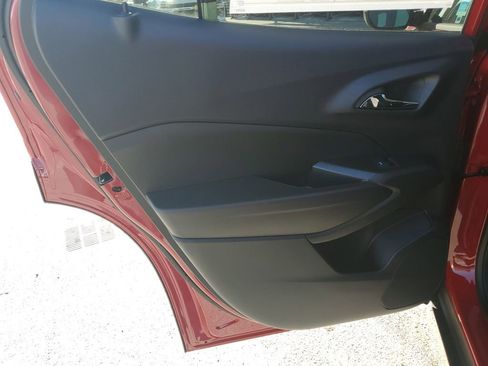 New 2026 Chevrolet Trax LT image 15