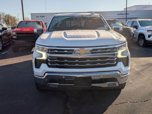 Certified 2022 Chevrolet Silverado 1500 LTZ image 3
