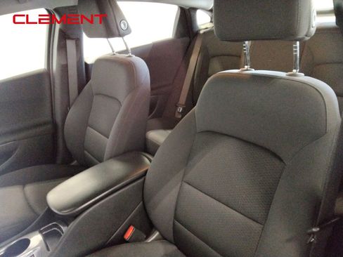 Used 2023 Chevrolet Malibu LS image 26