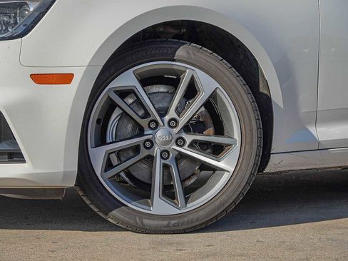 Used 2019 Audi A4 2.0T Premium image 2