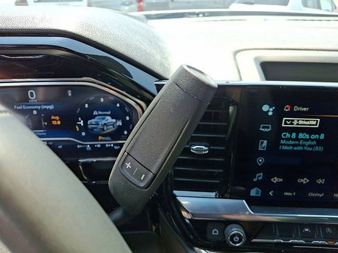 Certified 2023 Chevrolet Silverado 1500 LT AWD/4WD image 4