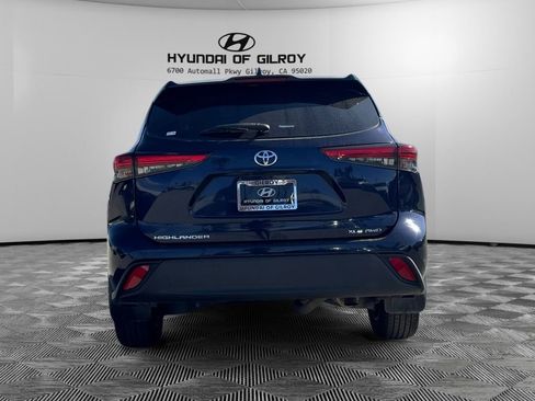Used 2023 Toyota Highlander L image 6