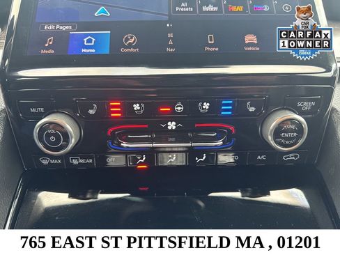 Used 2022 Jeep Grand Cherokee Overland w/ Adv Protech Group III AWD/4WD image 13