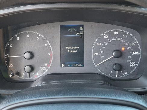 Certified 2025 Toyota Corolla LE FWD image 20