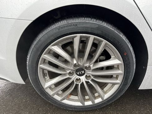 Used 2018 Kia Stinger image 31