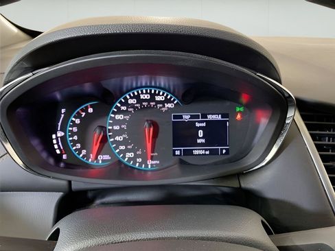 Used 2021 Chevrolet Trax LS w/ Tint and Cruise Package FWD image 43
