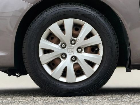 Used 2012 Honda Civic LX image 28