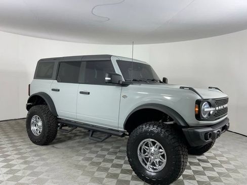 Used 2023 Ford Bronco Wildtrak AWD/4WD image 3