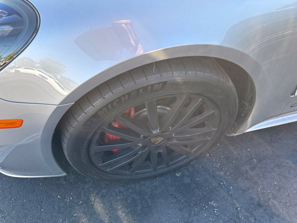 Used 2019 Porsche Panamera GTS AWD/4WD image 4