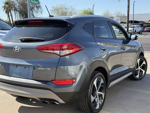 Used 2017 Hyundai Tucson Sport FWD image 5