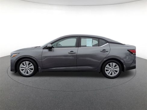 Used 2021 Nissan Sentra S image 8