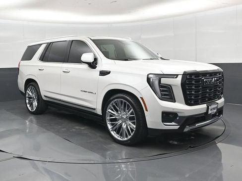 Used 2025 GMC Yukon Denali Ultimate AWD/4WD image 35