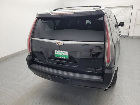 Used 2016 Cadillac Escalade ESV Platinum AWD/4WD image 7