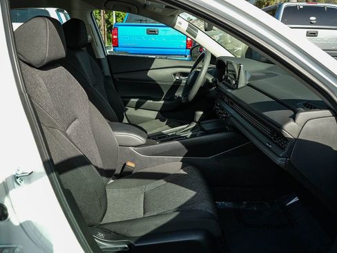 Used 2023 Honda Accord LX image 15