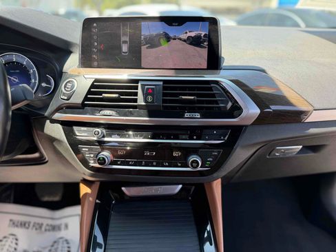 Used 2019 BMW X4 xDrive30i w/ Driving Assistance Package AWD/4WD image 16