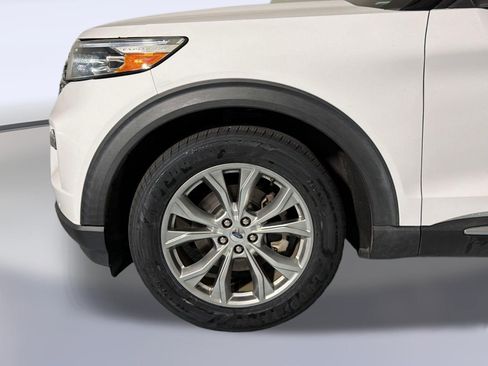 Used 2022 Ford Explorer Limited RWD image 9