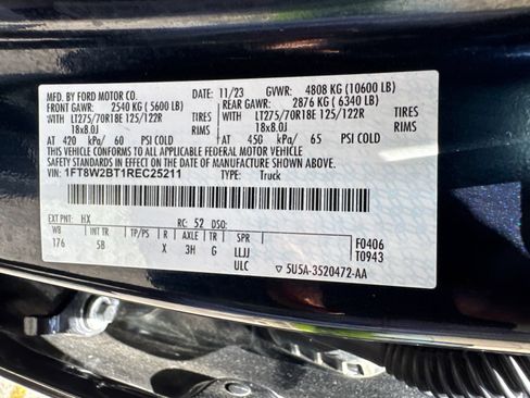 Used 2024 Ford F250 Lariat AWD/4WD image 32