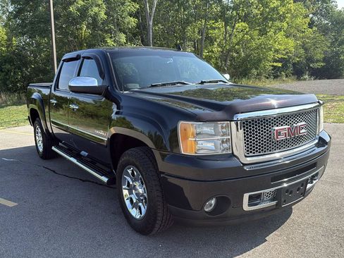 Used 2013 GMC Sierra 1500 Denali AWD/4WD image 3