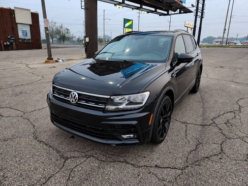 Used 2021 Volkswagen Tiguan SE R-Line w/ 2-Row Tiguan MDO Package AWD/4WD image 8