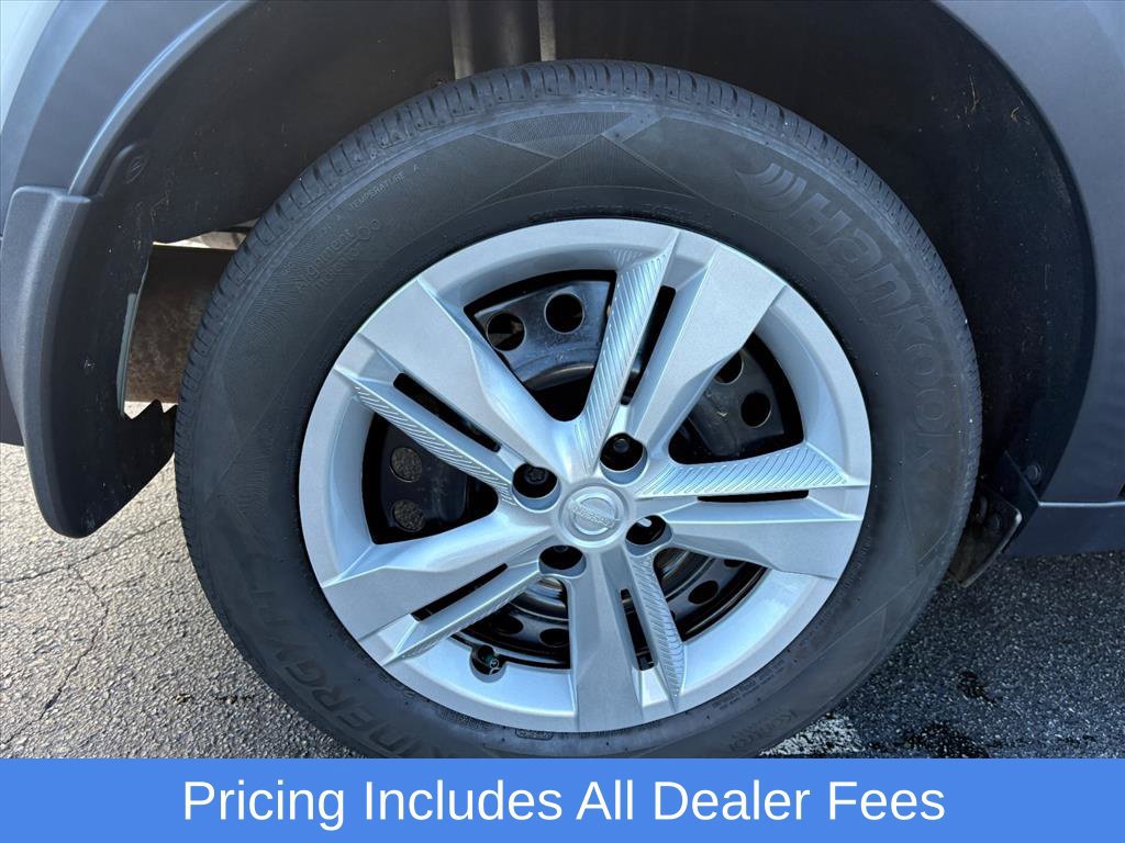 Used 2022 Nissan Kicks S w/ Interior Electronics Package FWD image 27