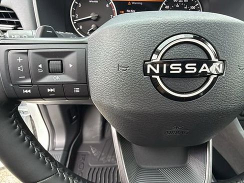 New 2026 Nissan Rogue SV AWD/4WD image 17