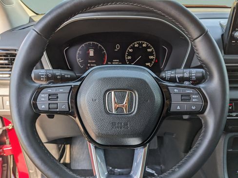 Used 2023 Honda Pilot EX-L image 32