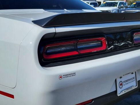 Used 2023 Dodge Challenger SXT w/ Plus Package image 11