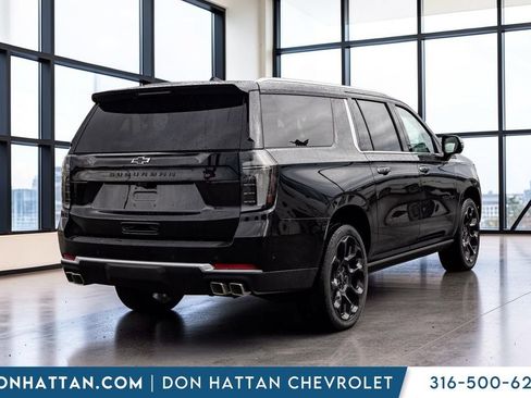 New 2026 Chevrolet Suburban High Country AWD/4WD image 25