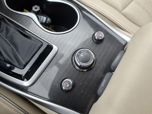 Used 2017 INFINITI QX60 AWD w/ Premium Package image 20