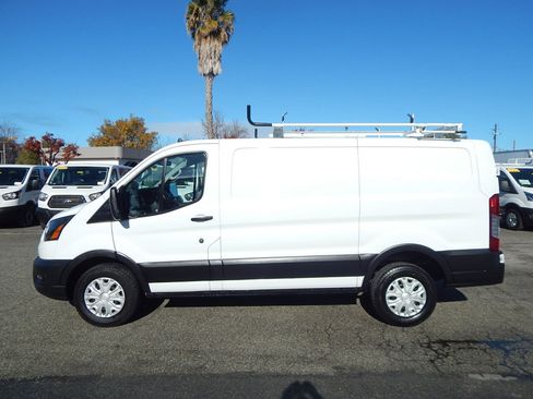 Used 2023 Ford Transit 250 w/ Exterior Upgrade Package image 5