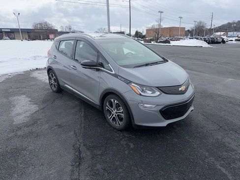 Certified 2021 Chevrolet Bolt Premier image 3