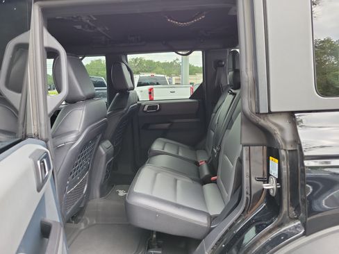 Used 2024 Ford Bronco Everglades AWD/4WD image 22