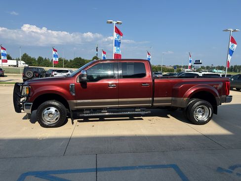Used 2017 Ford F350 Lariat w/ Lariat Ultimate Package AWD/4WD image 7