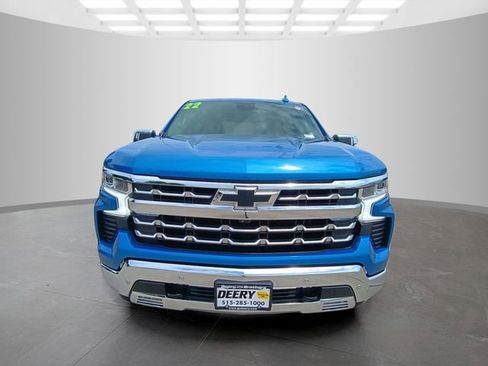 Used 2022 Chevrolet Silverado 1500 LTZ AWD/4WD image 2