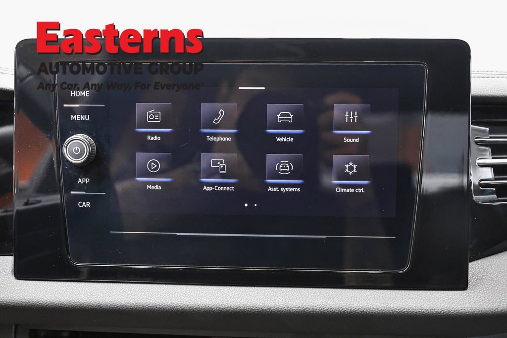 Used 2025 Volkswagen Jetta Sport FWD image 18