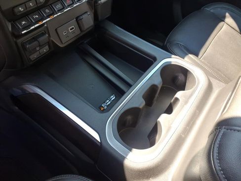 Used 2019 GMC Sierra 1500 SLT w/ SLT Premium Plus Package image 22