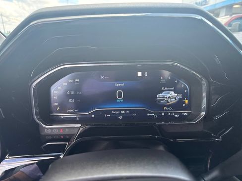 Used 2023 Chevrolet Silverado 1500 LT AWD/4WD image 18