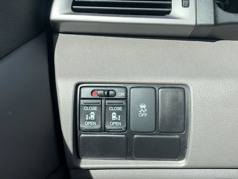 Used 2015 Honda Odyssey EX image 20
