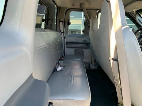 Used 2003 Ford F350 162  W.B. 4D image 33