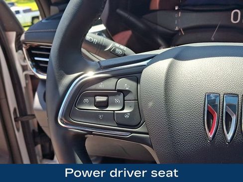Used 2025 Buick Envista Avenir FWD image 7