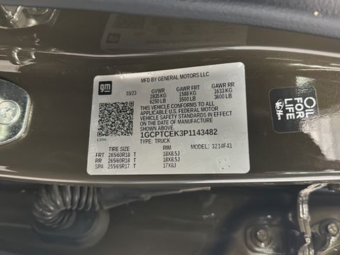 Used 2023 Chevrolet Colorado LT w/ LT Convenience Package III AWD/4WD image 36